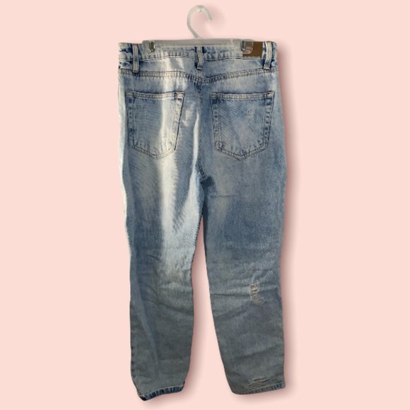 High Rise Mom Jean - Picture 2 of 3